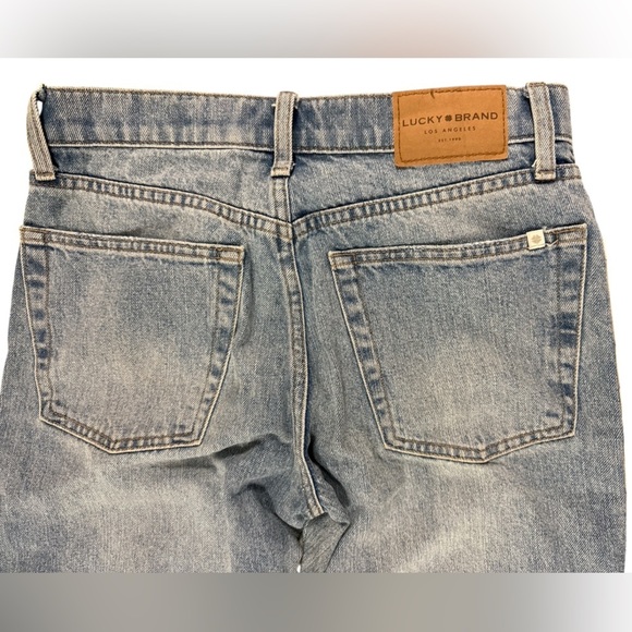 Lucky Brand Relaxed Taper Distressed Jeans - Picture 8 of 9